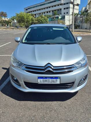 CITROËN C4 LOUNGE 2.0 MPFI TENDANCE 16V FLEX 4P AUTOMÁTICO CITROËN C4 LOUNGE 2.0 MPFI TENDANCE 16V FLEX 4P AUTOMÁTICO